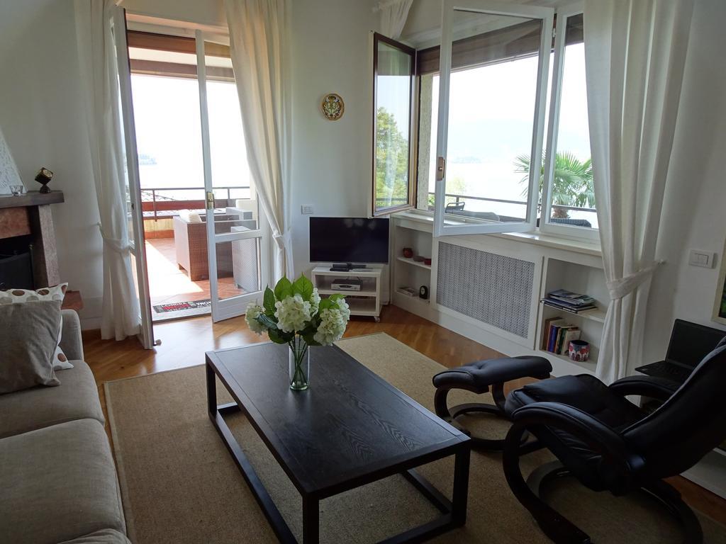 Vista Lago Apartment สเตรซา ห้อง รูปภาพ